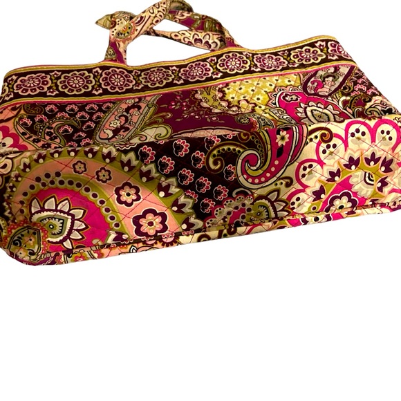 Vera Bradley large purple paisley tote bag in great pre-owned condition - Picture 4 of 6